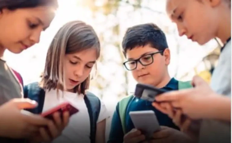 First in India: Karnataka Bans Social Media for Kids Under 16